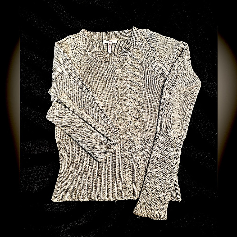 Joie size M sweater